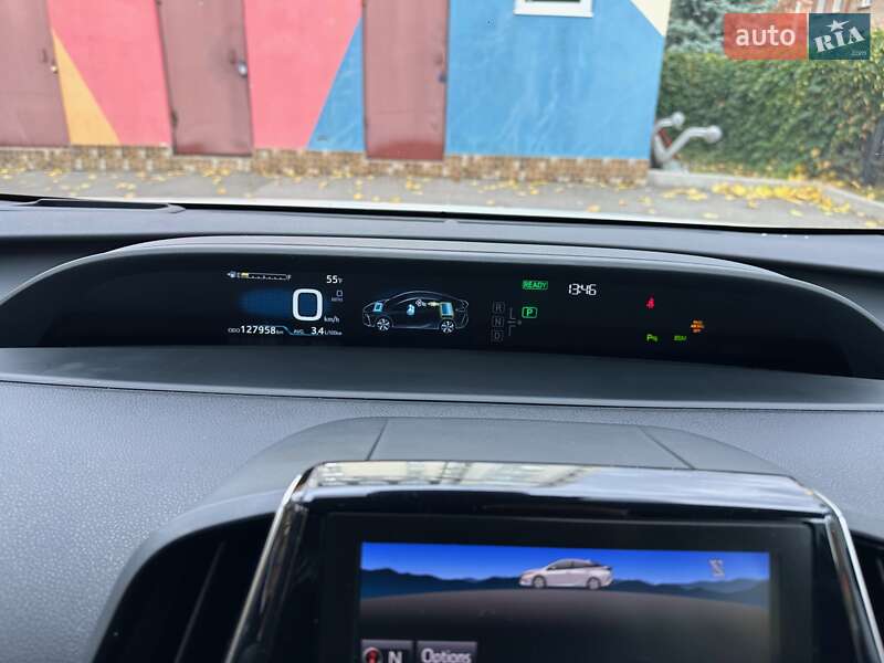 Хэтчбек Toyota Prius Prime 2019 в Киеве