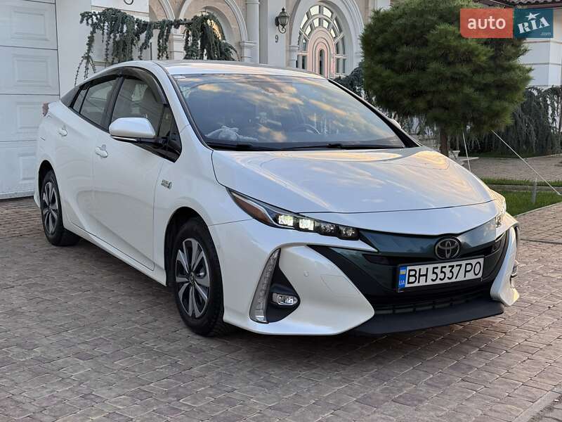 Хэтчбек Toyota Prius Prime 2018 в Одессе