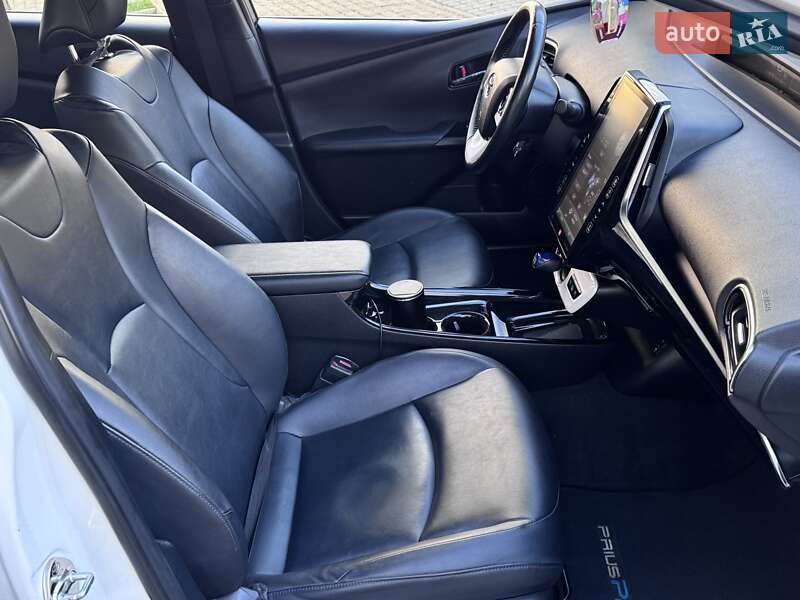 Хэтчбек Toyota Prius Prime 2018 в Одессе