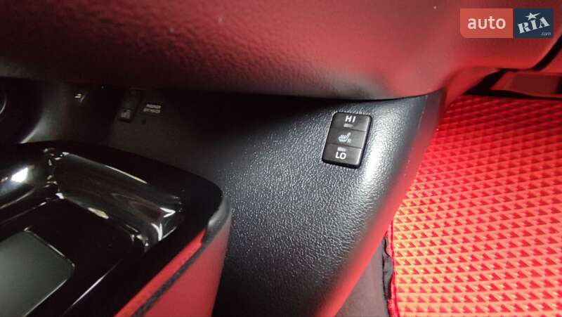 Хэтчбек Toyota Prius Prime 2016 в Харькове фото 30 Хэтчбек Toyota Prius Prime 2016 в Харькове