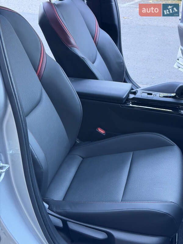 Хэтчбек Toyota Prius Prime 2024 в Одессе