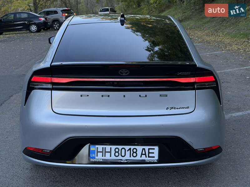 Хэтчбек Toyota Prius Prime 2024 в Одессе