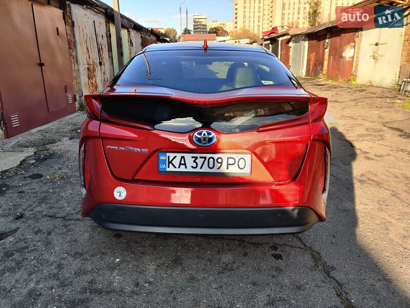 Хэтчбек Toyota Prius Prime 2017 в Киеве фото 7 Хэтчбек Toyota Prius Prime 2017 в Киеве