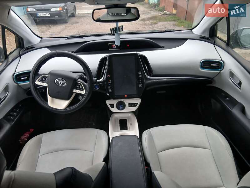 Хэтчбек Toyota Prius Prime 2019 в Киеве фото 11 Хэтчбек Toyota Prius Prime 2019 в Киеве