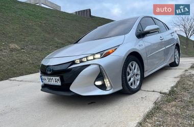 Хэтчбек Toyota Prius Prime 2021 в Доброславе