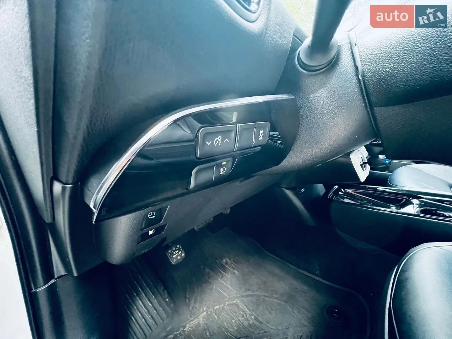 2016 Toyota Prius - мініатюра 25