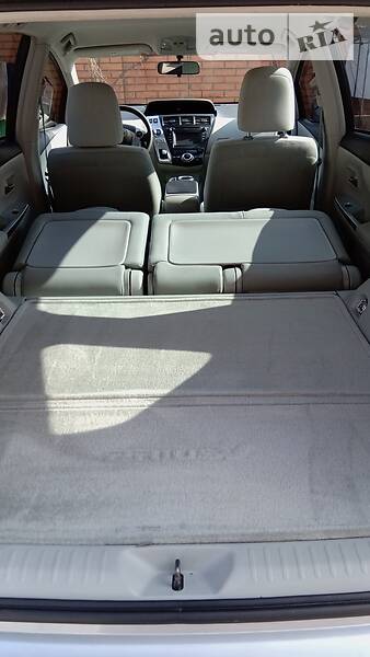 Універсал Toyota Prius v 2012 в Одесі