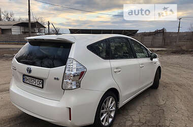 Універсал Toyota Prius v 2012 в Кривому Розі