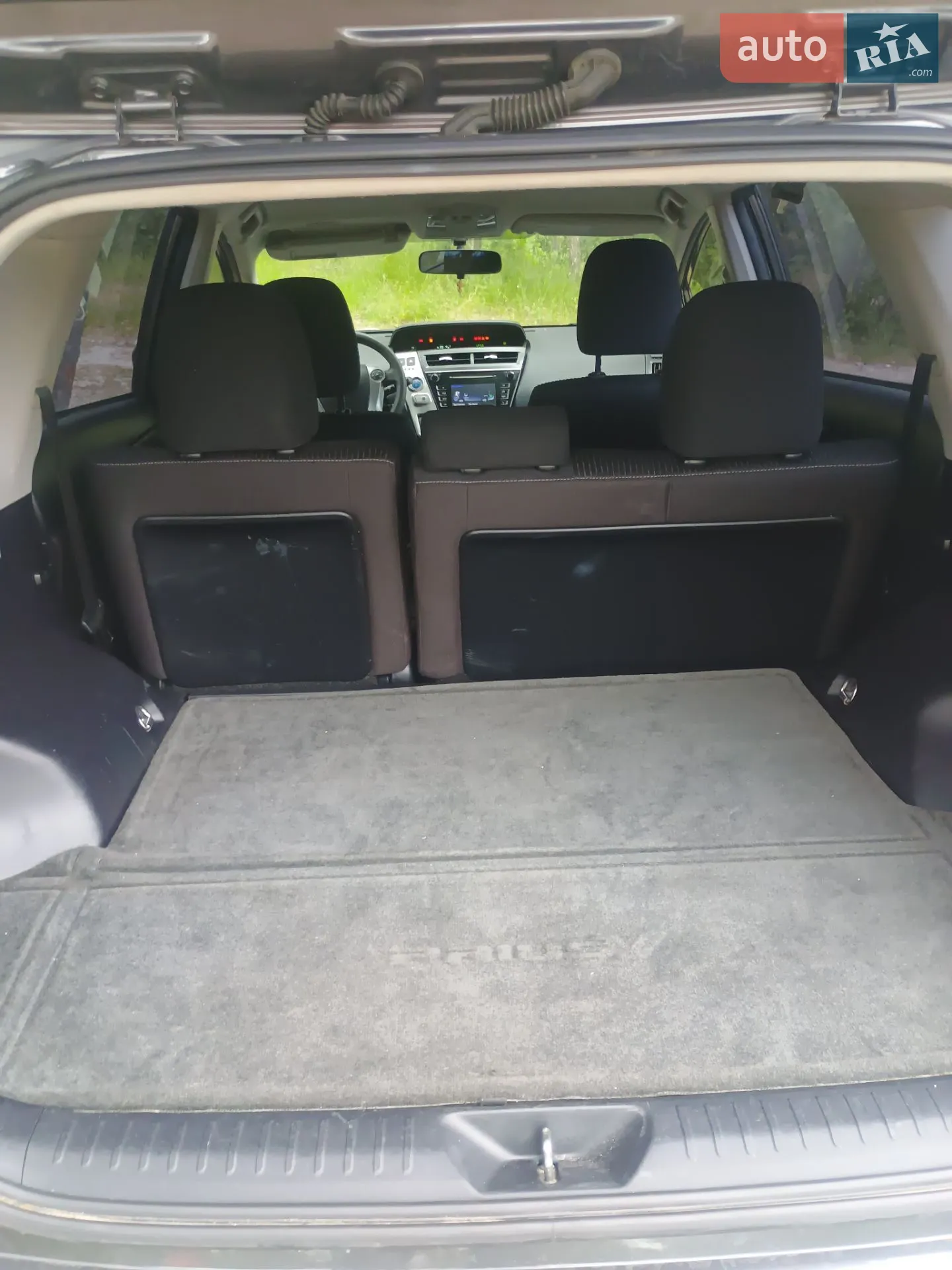 2015 Toyota Prius v (+) - мініатюра 12