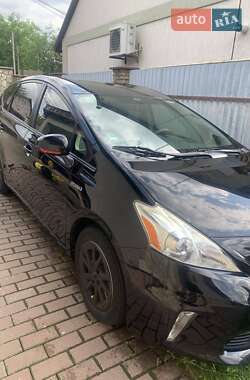 Універсал Toyota Prius v 2012 в Києві