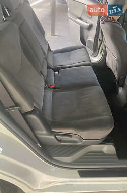 Універсал Toyota Prius v 2013 в Києві