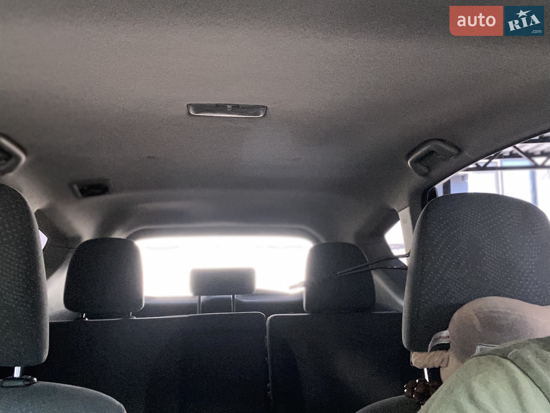 2013 Toyota Prius v (+) - мініатюра 17
