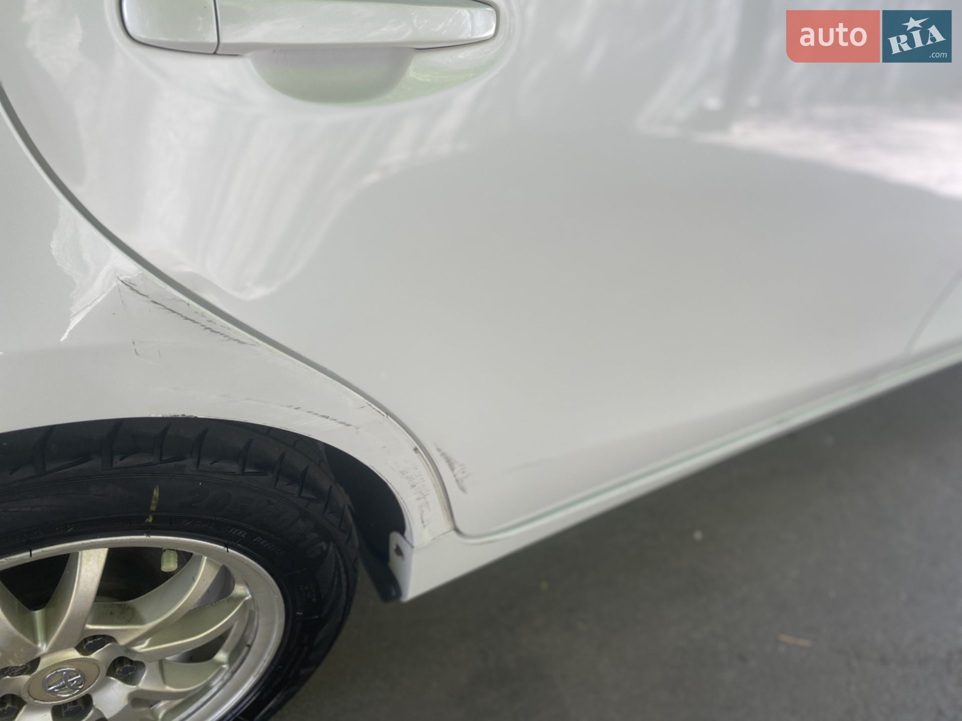 2013 Toyota Prius v (+) - мініатюра 8