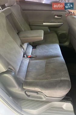 Універсал Toyota Prius v 2013 в Києві