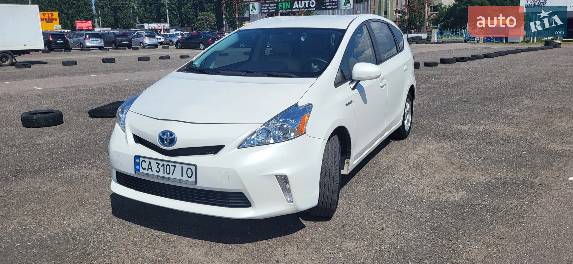 2012 Toyota Prius v (+) - мініатюра 2