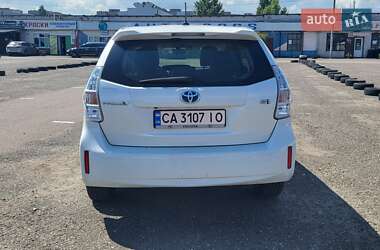 Універсал Toyota Prius v 2012 в Черкасах