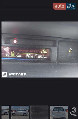 Универсал Toyota Prius v 2014 в 