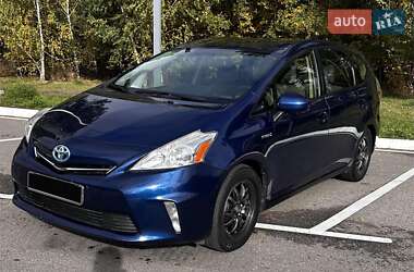 Універсал Toyota Prius v 2014 в Києві