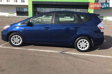 Универсал Toyota Prius v 2012 в Одессе