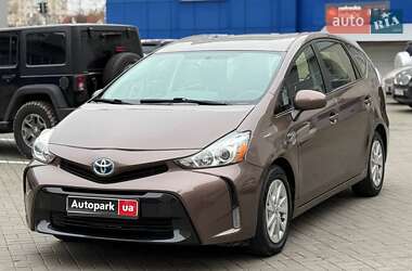 Универсал Toyota Prius v 2015 в Одессе