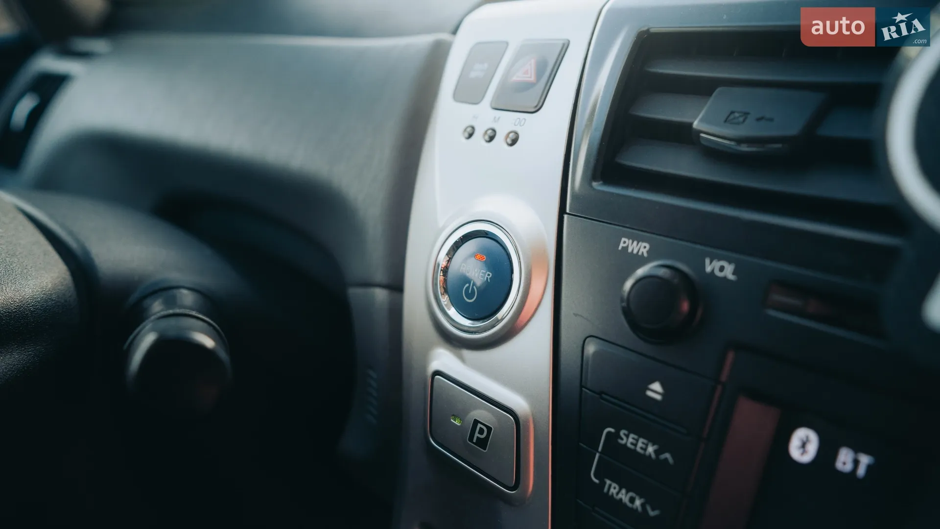 2013 Toyota Prius v (+) - мініатюра 33