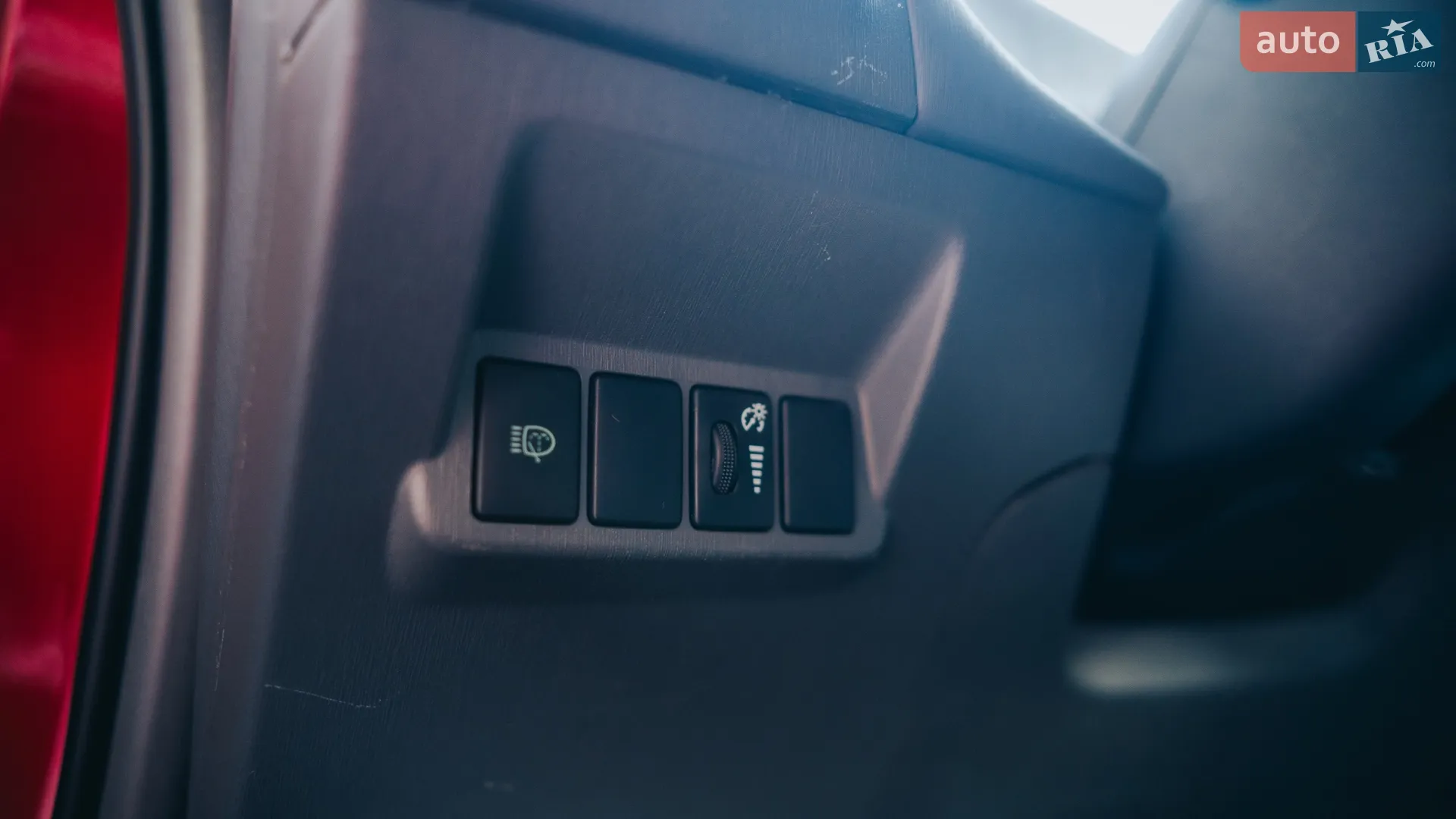 2013 Toyota Prius v (+) - мініатюра 40
