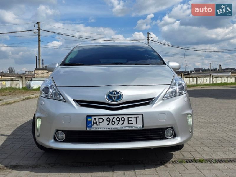 Универсал Toyota Prius v 2013 в Запорожье фото 8 Универсал Toyota Prius v 2013 в Запорожье