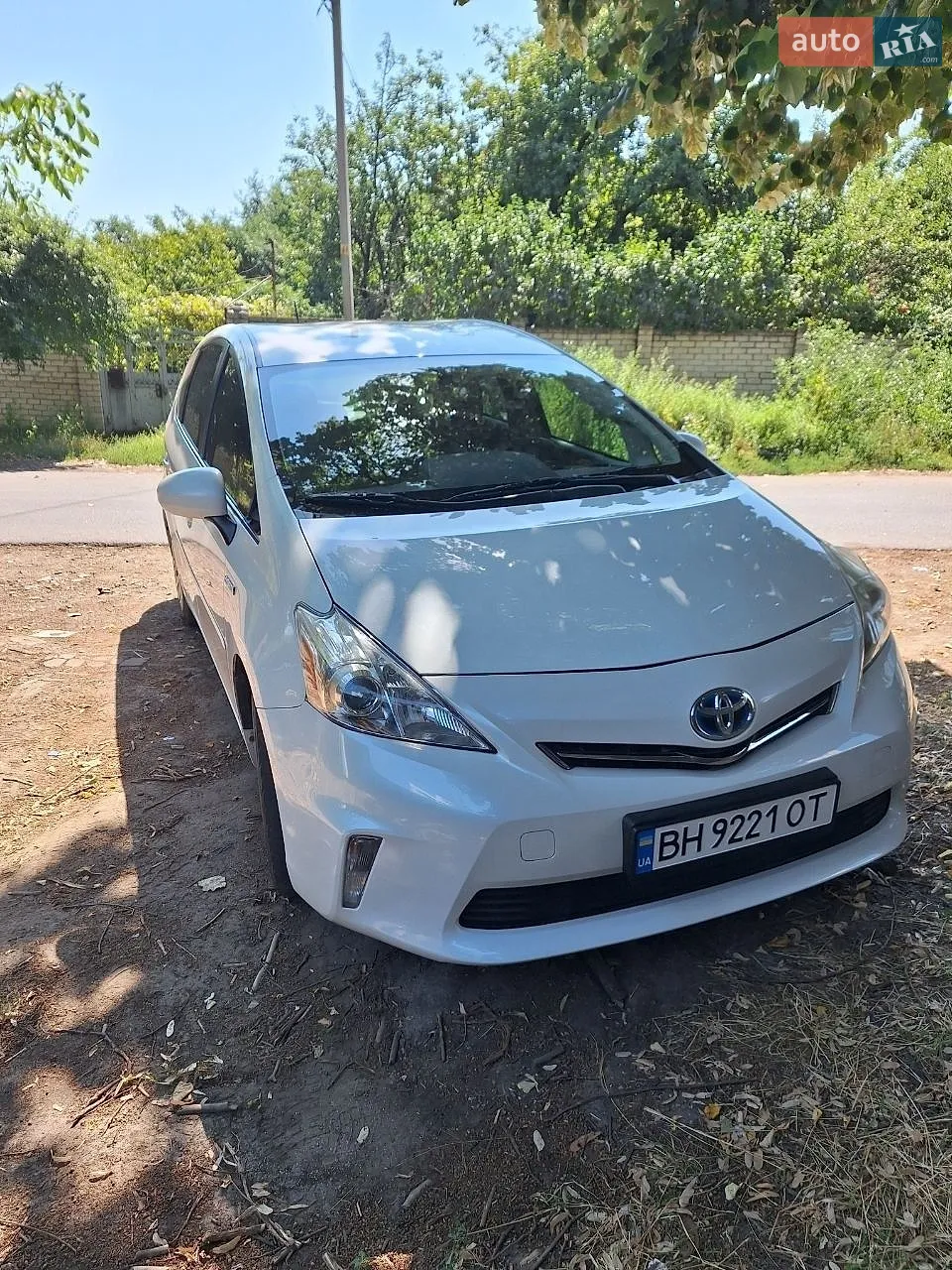 2012 Toyota Prius v (+) - мініатюра 2