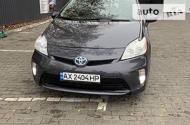 Хэтчбек Toyota Prius 2015 в Киеве