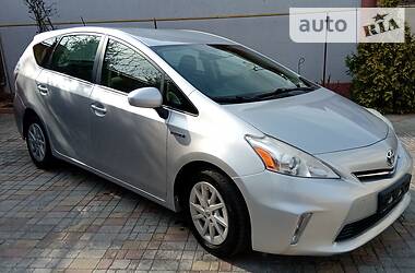 Універсал Toyota Prius 2012 в 