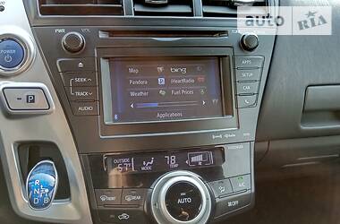 Універсал Toyota Prius 2012 в 