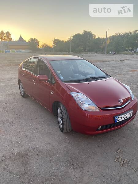 Лифтбек Toyota Prius 2006 в Тернополе