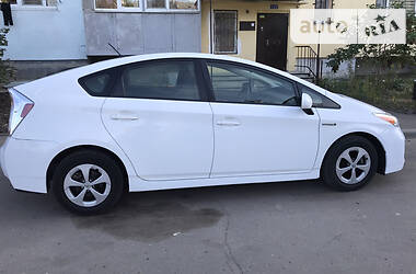 Хэтчбек Toyota Prius 2013 в Харькове