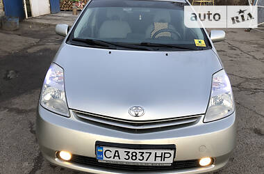 Хэтчбек Toyota Prius 2004 в Корсуне-Шевченковском