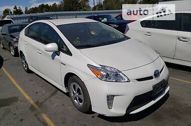 Лифтбек Toyota Prius 2014 в Киеве