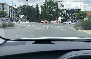 Хэтчбек Toyota Prius 2017 в Чопе