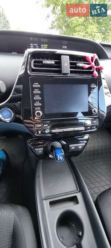 Хетчбек Toyota Prius 2020 в Чернівцях