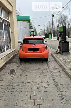 Хетчбек Toyota Prius 2014 в Одесі