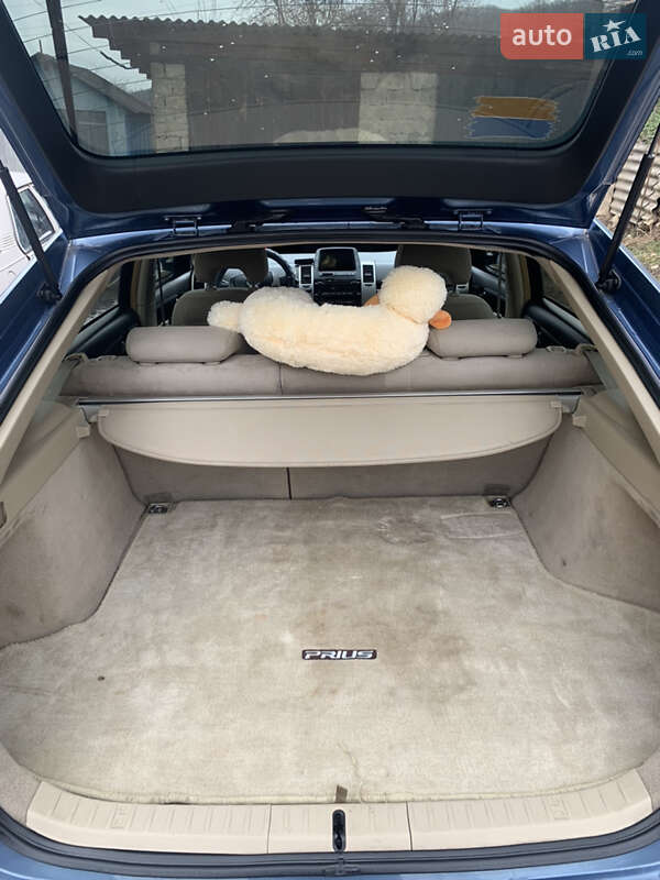 Хетчбек Toyota Prius 2005 в Могилів-Подільському