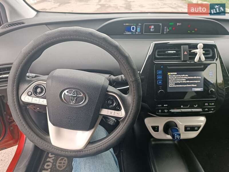 Хэтчбек Toyota Prius 2017 в Ровно фото 12 Хэтчбек Toyota Prius 2017 в Ровно