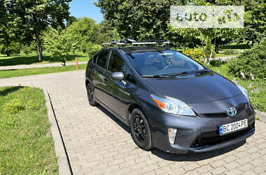 Хетчбек Toyota Prius 2014 в Львові