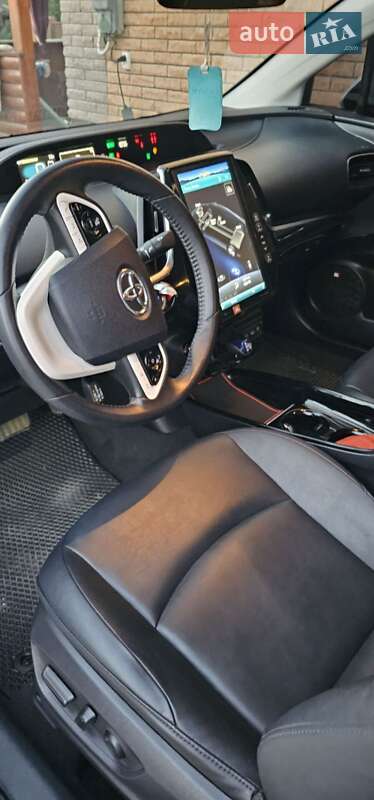 Хэтчбек Toyota Prius 2019 в Виннице