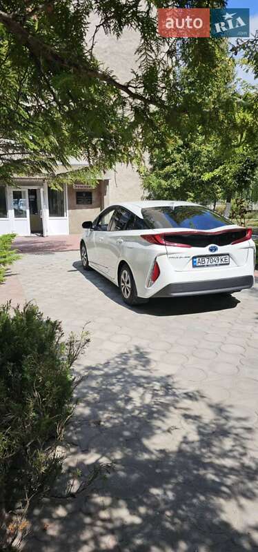 Хэтчбек Toyota Prius 2019 в Виннице