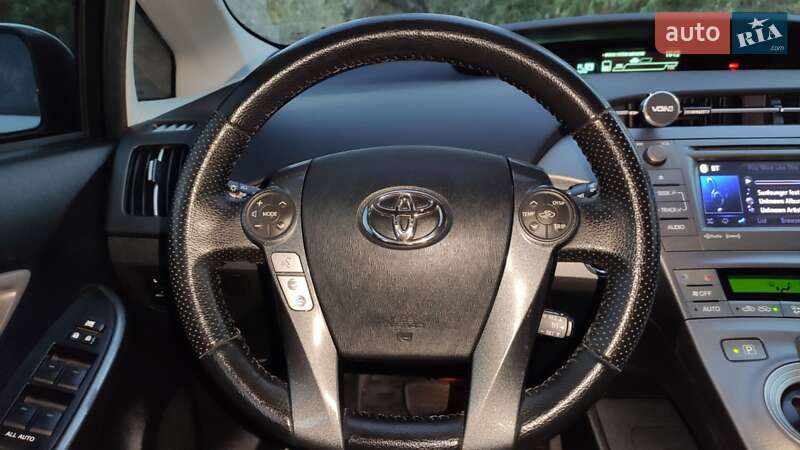 Хетчбек Toyota Prius 2013 в Миколаєві