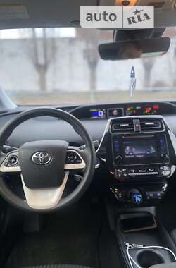 Хетчбек Toyota Prius 2017 в Миколаєві