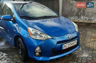 Хэтчбек Toyota Prius 2012 в Луцке