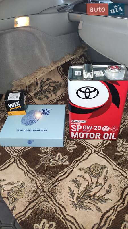 Хетчбек Toyota Prius 2013 в Миколаєві