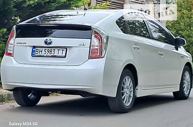 Хэтчбек Toyota Prius 2013 в Одессе