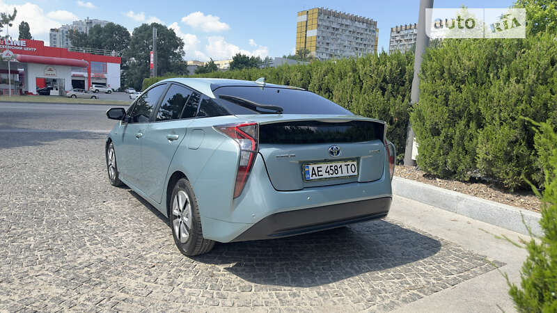 Хетчбек Toyota Prius 2018 в Петропавлівці