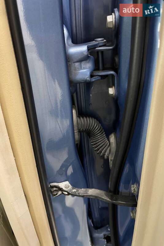 Хэтчбек Toyota Prius 2004 в Одессе фото 23 Хэтчбек Toyota Prius 2004 в Одессе